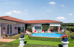 Beautiful Home In Flachères With Kitchen